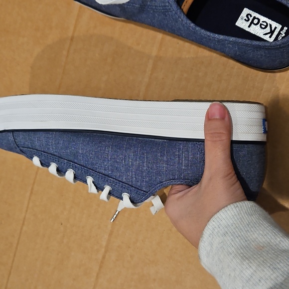 NWOT Keds Denim Blue Lace-Up Sneakers US 9 - Picture 4 of 5